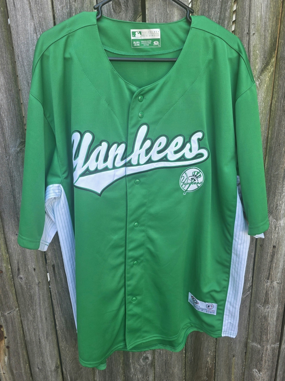 Yankees St.Patricks Day XL Green Button-Up Jersey